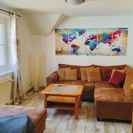 Ferienwohnung Am Nuerburgring 2.Og Adenau Esterno foto